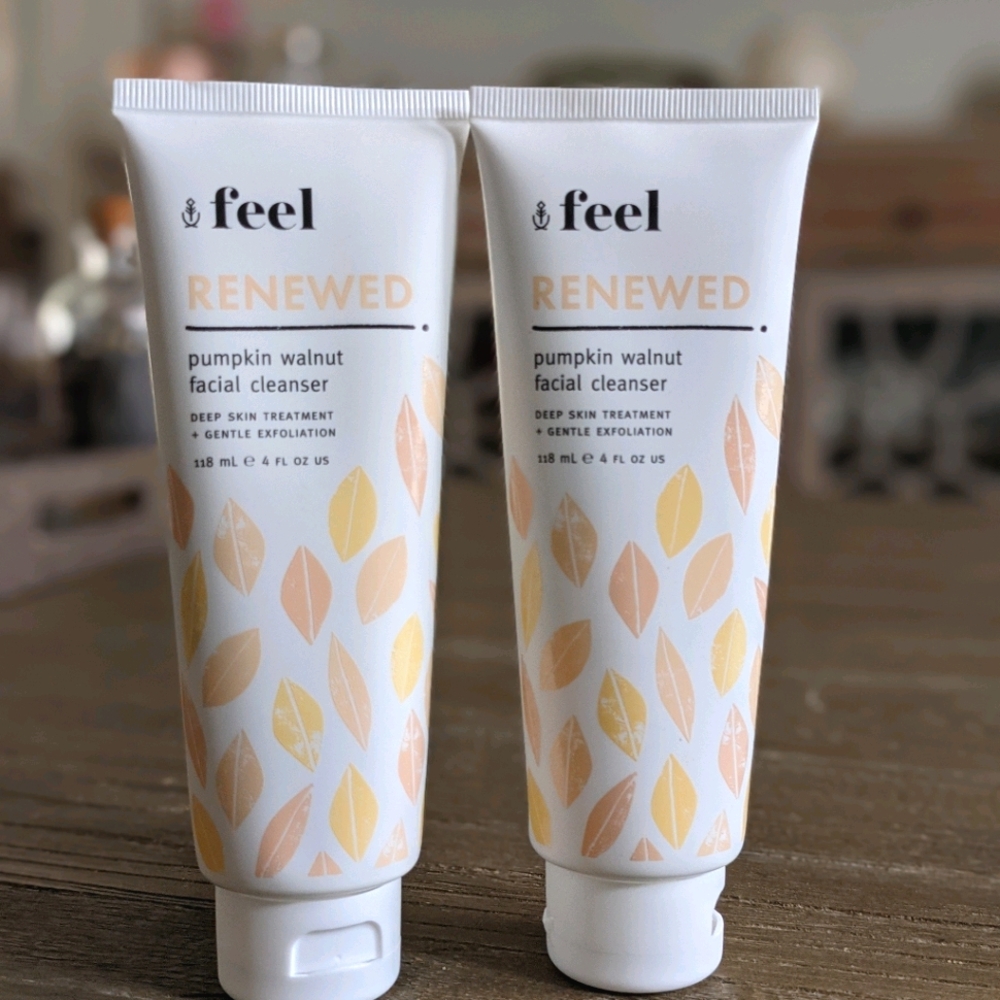 Feel Renewed Pumpkin Walnut Facial Cleanser X2